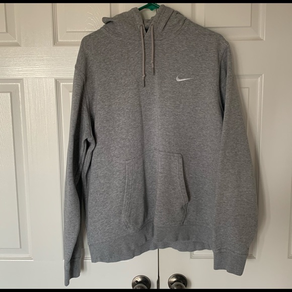 nike mens long sleeve embellished hoodie